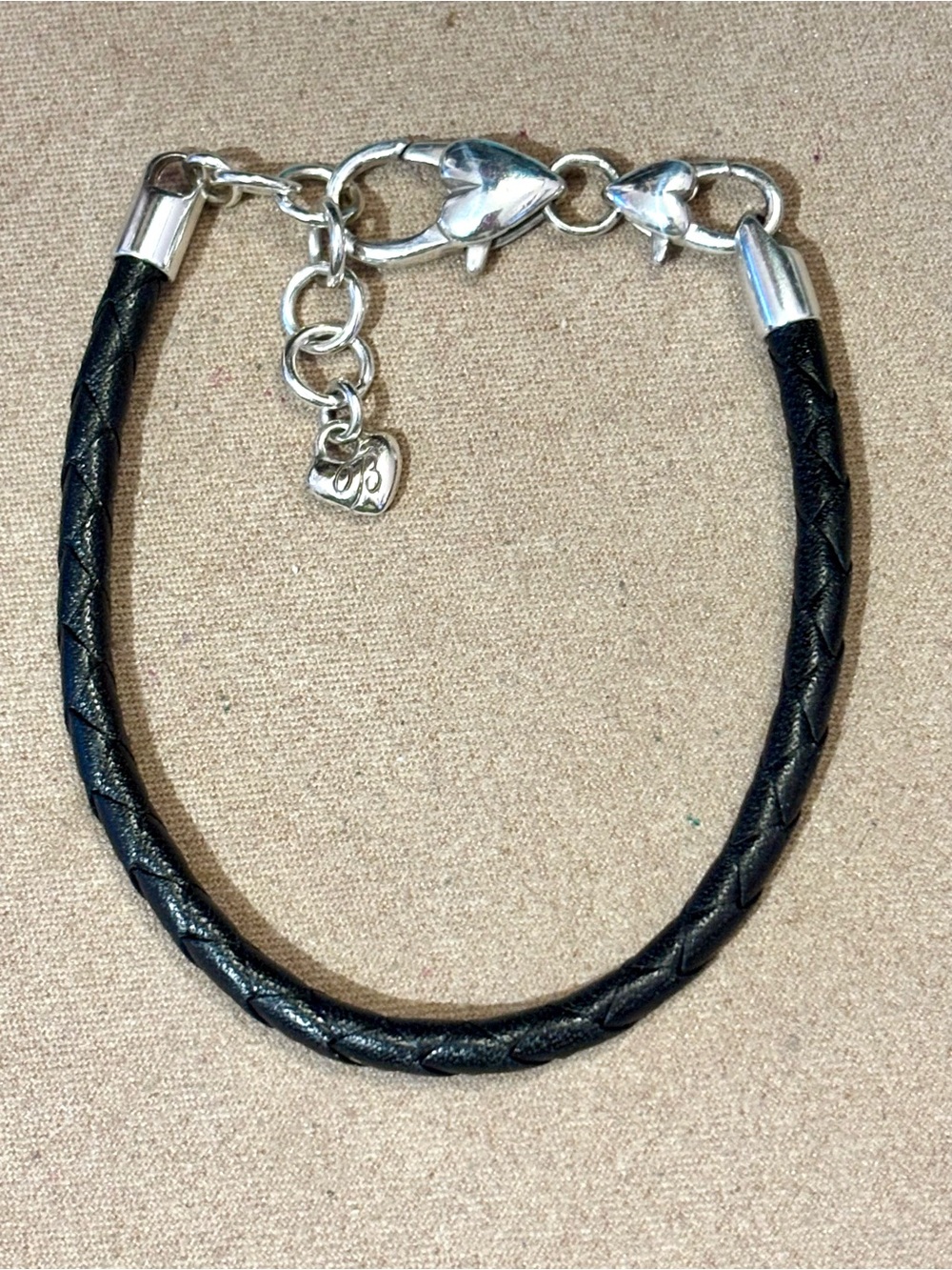 🆕Listing! Brighton Baja bracelet Holds charms. beads Thin black leather Retired
